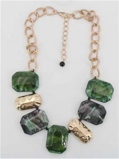 Collana a maglie con resina