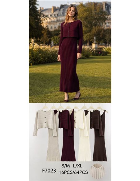 Conjunto vestido canalé y cárdigan corto