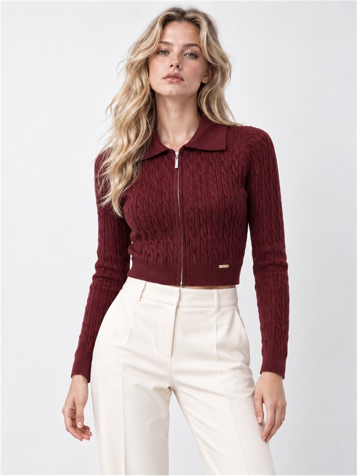 Chaqueta corta trenzada cremallera