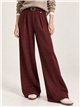 Pantalón wide leg de punto con cinturón