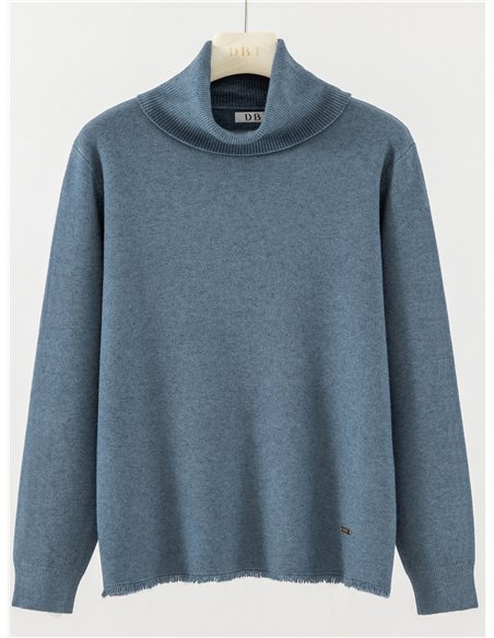Roll neck sweater with frayed hem