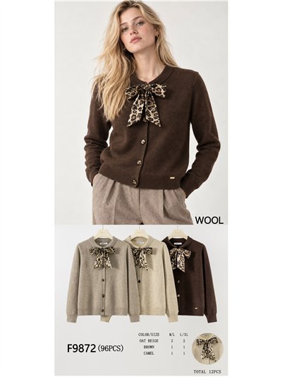 Wool blend cardigan with animal print bow 2