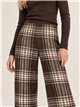 Pantalón recto de punto cuadros