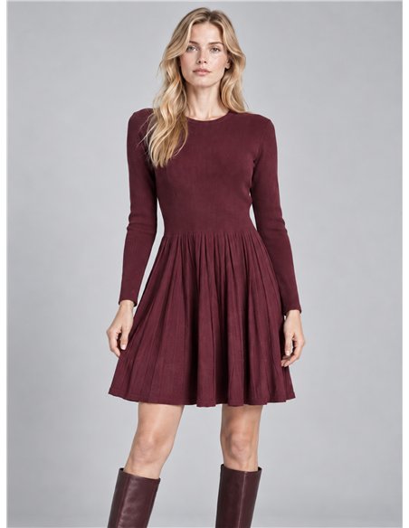 Vestido de punto falda evasé