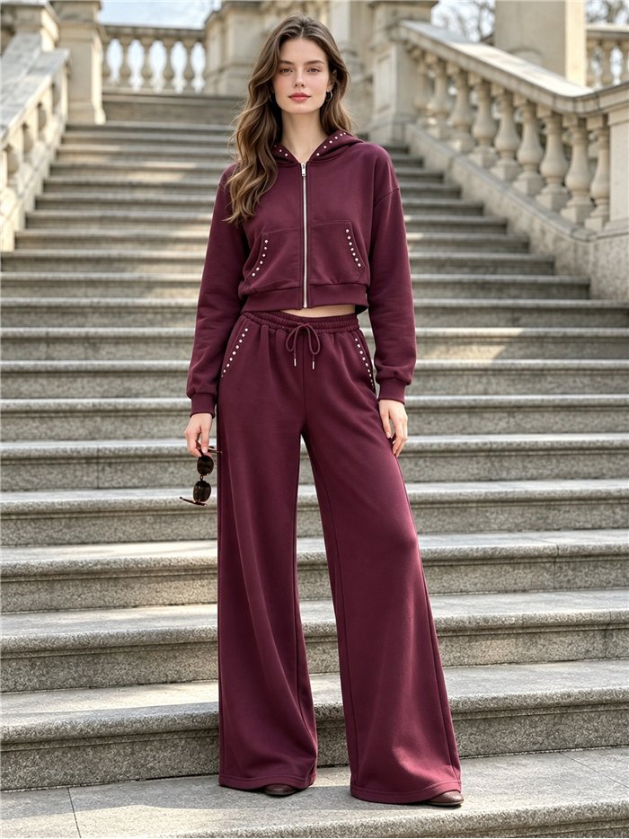 Pantalón de chándal wide leg con tachuelas