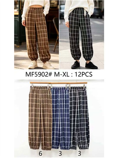 Pantalón jogger de cuadros 2