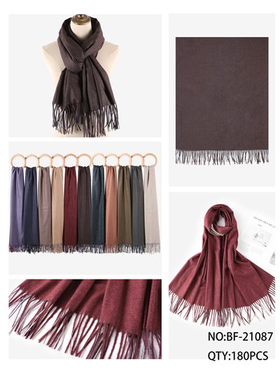 Plain fringe scarf 2