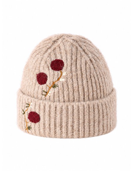 Gorro de punto con bordado de bayas