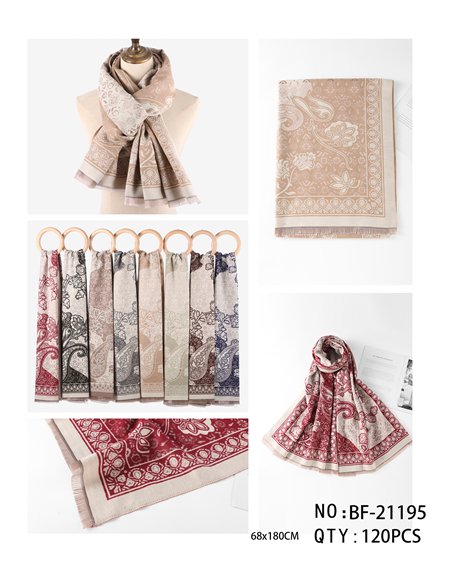 Lenço com estampa paisley