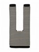 Gestreifter Strickschal mit Pullover-Effekt