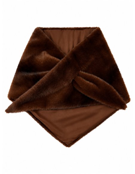 Estola triangular de pelo