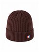 Gorro de malha trançada com placa tricolor