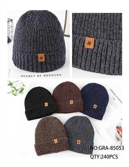 Gorro de punto chenilla con parche