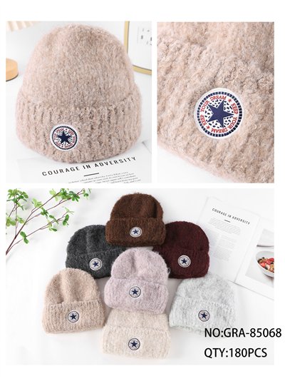 Gorro de punto efecto bouclé con parche estrella 2
