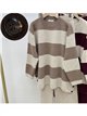 Completo maglione e pantaloni a righe