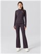 Completo yoga composto da giacca e pantaloni.
