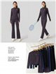Completo yoga composto da giacca e pantaloni.