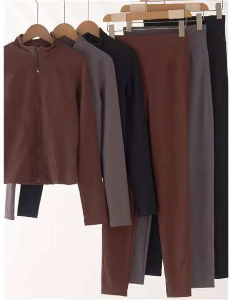Completo composto da giacca e leggings
