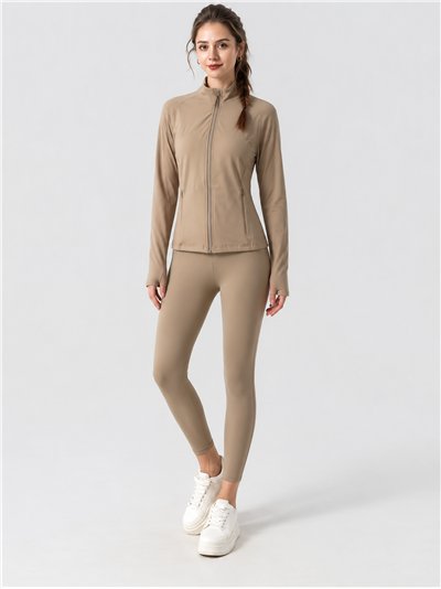 Completo composto da giacca e leggings in pile per lo yoga.