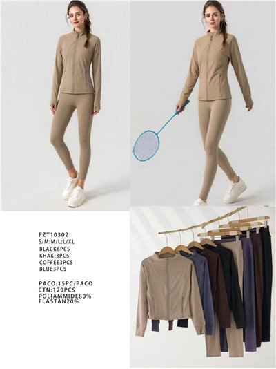 Completo composto da giacca e leggings in pile per lo yoga. 2