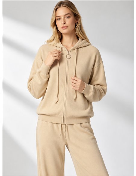 Conjunto chaqueta de punto con capucha y pantalón