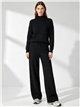 Set aus strukturiertem Rollkragenpullover und Hose