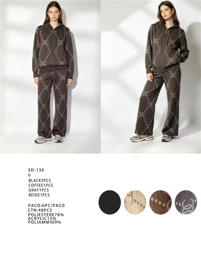 Conjunto chaqueta de punto estampado con capucha y pantalón