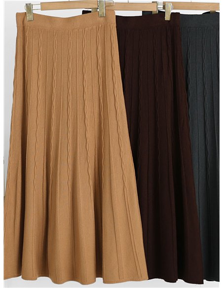 Falda midi de punto trenzado