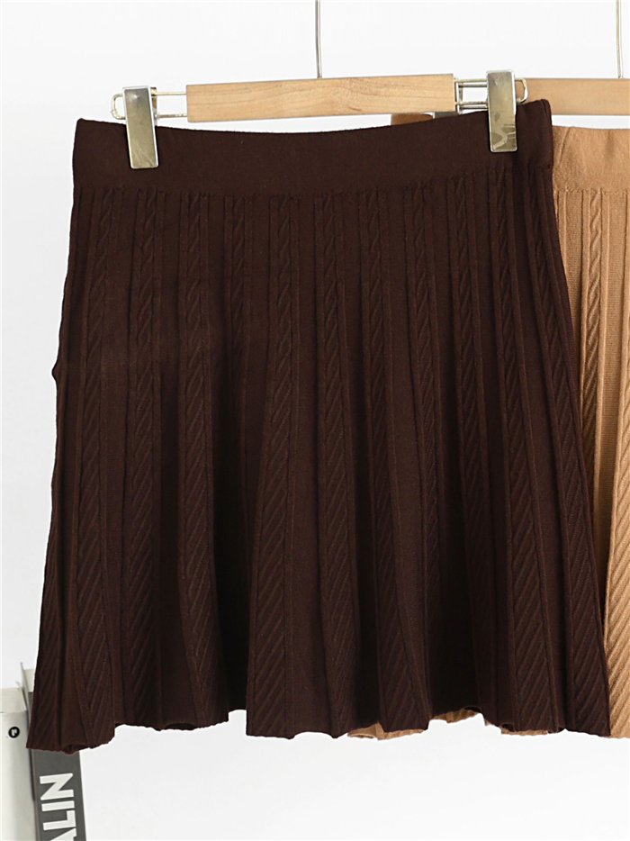 Falda mini de punto trenzado
