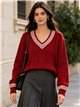 Pull en maille à col V et torsades