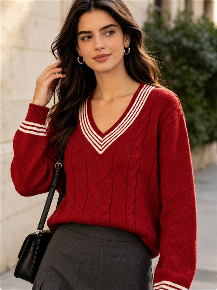 Pull en maille à col V et torsades