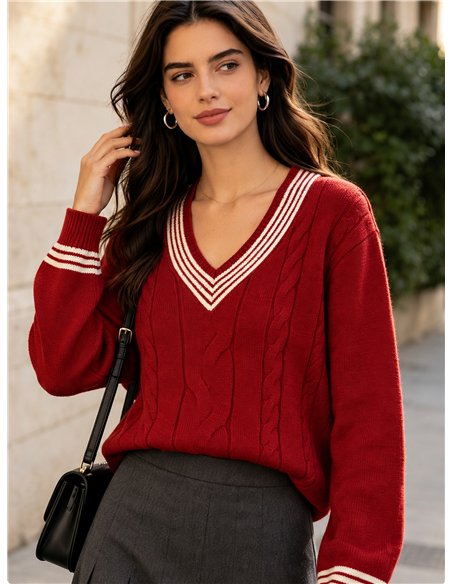 Pull en maille à col V et torsades