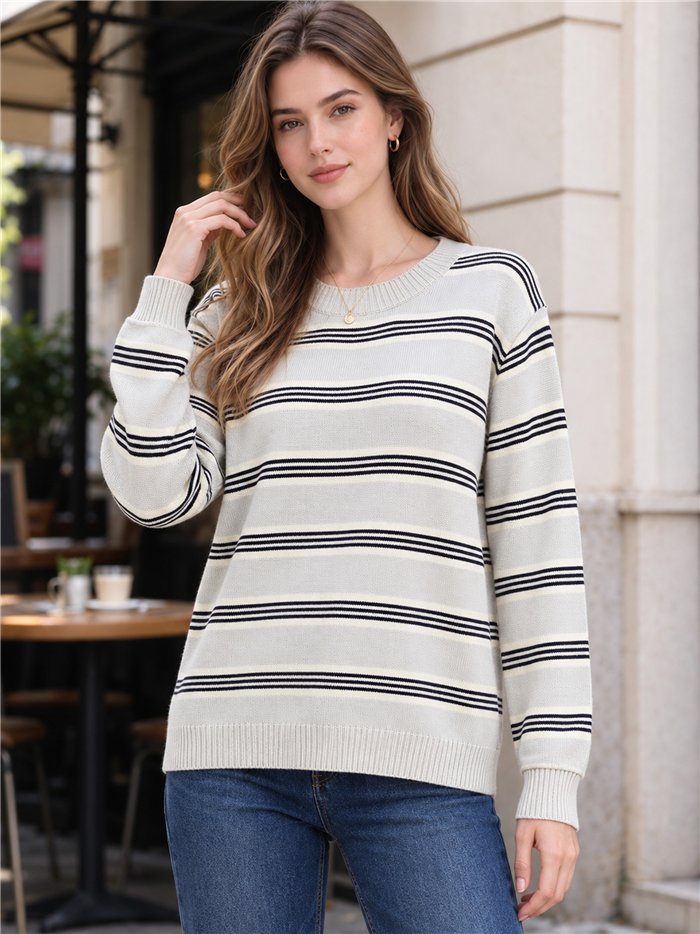 Fein gestreifter Strickpullover