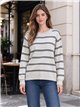 Fein gestreifter Strickpullover