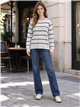 Fein gestreifter Strickpullover