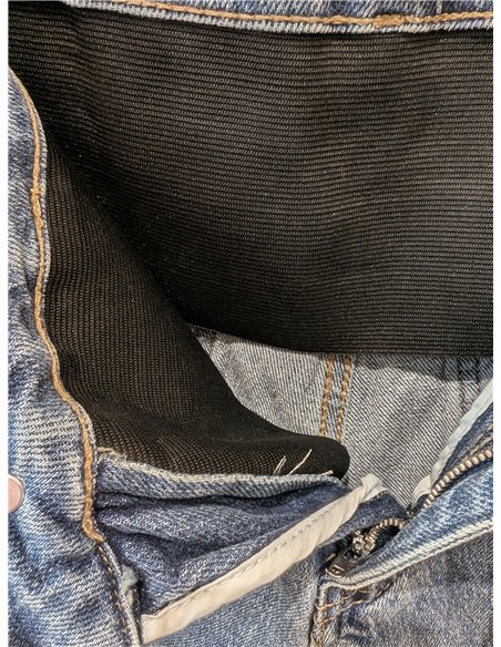 Jean vintage à jambes larges avec ceinture