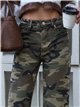 Camouflage-Jeans mit weitem Bein