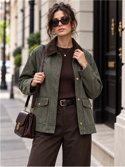 Chaqueta corta encerada cuello pana