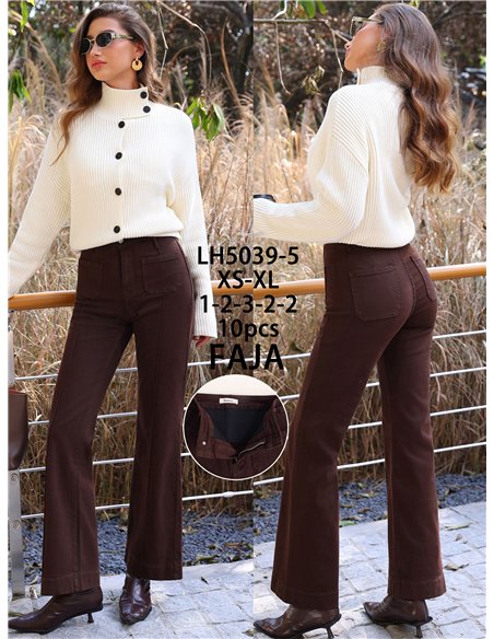 Jeans wide leg chocolate con faja y bolsillos