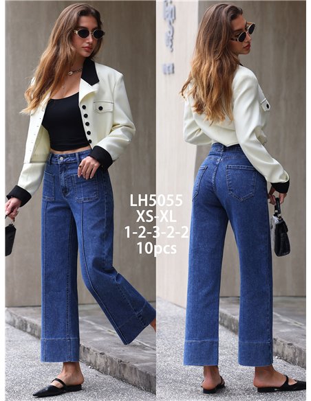 Jeans wide leg con bolsillos de plastrón