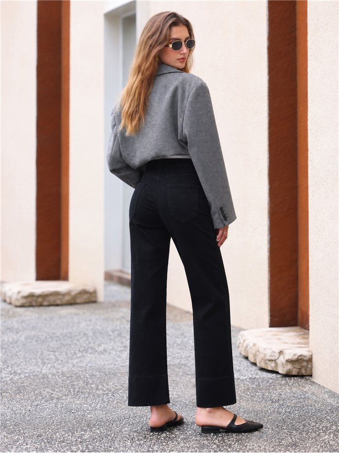 Jeans wide leg negro con bolsillos de plastrón
