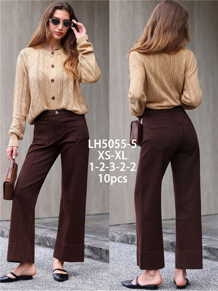 Jeans wide leg chocolate con bolsillos de plastrón