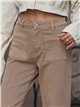 Jeans wide leg beige con bolsillos de plastrón