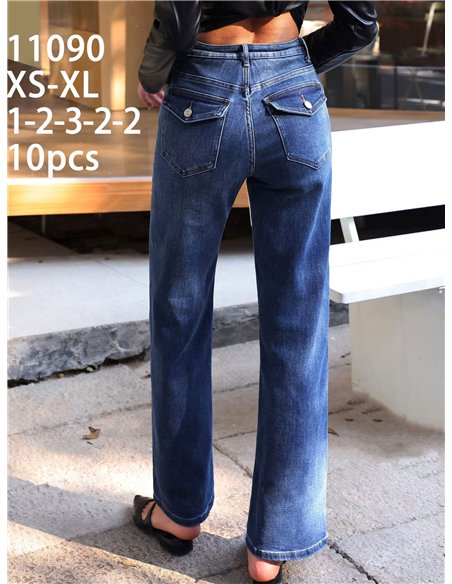 Jeans wide leg con faja y bolsillos con solapa