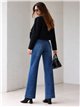 Jeans wide leg con botones delanteros