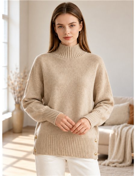 Rollkragenpullover mit seitlichen Knöpfen