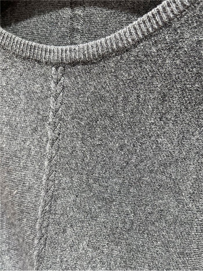 Jersey amplio brillo con trenza central