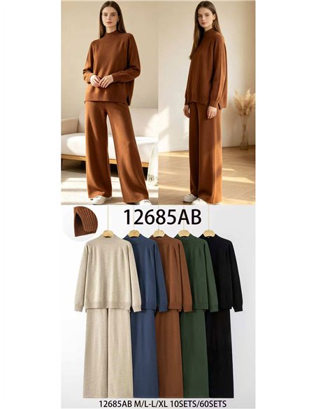 Conjunto jersey cuello alto y pantalón
