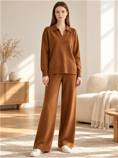 Conjunto jersey cuello polo y pantalón