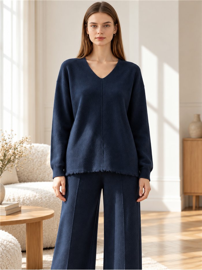Conjunto jersey cuello pico y pantalón